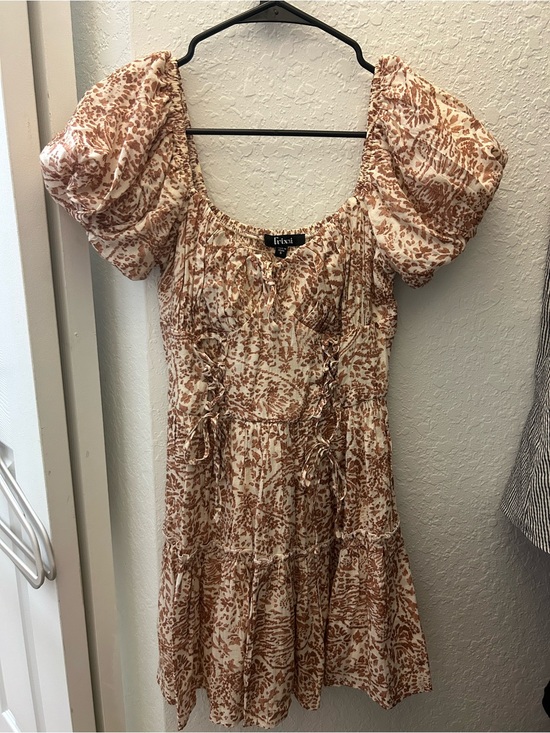 Reformation Dresses & Skirts - Reformation Cream and Brown Floral Puff Sleeve Mini Dress